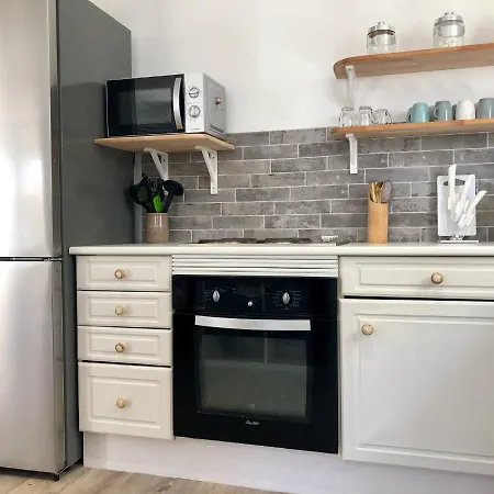 Appartement Bel En Rez-de-jardin à 100m Des Plages